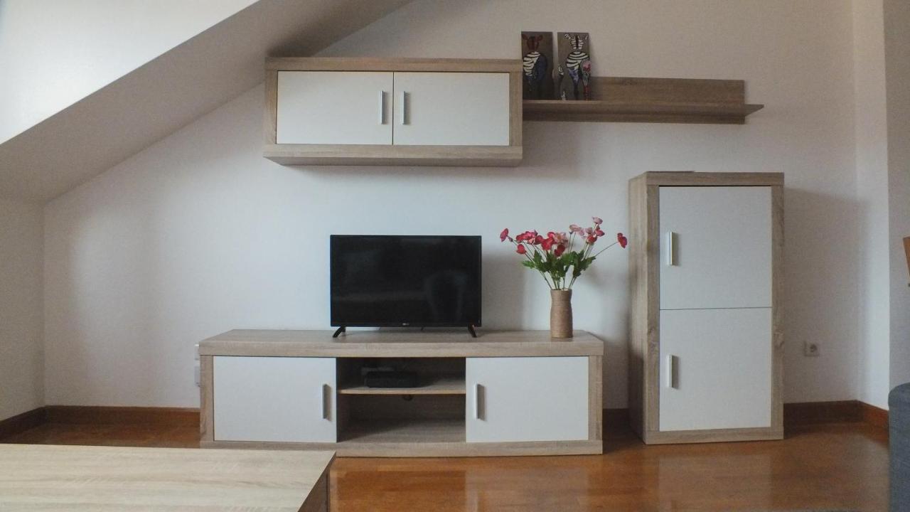 Mr Apartment Villaviciosa  Luaran gambar
